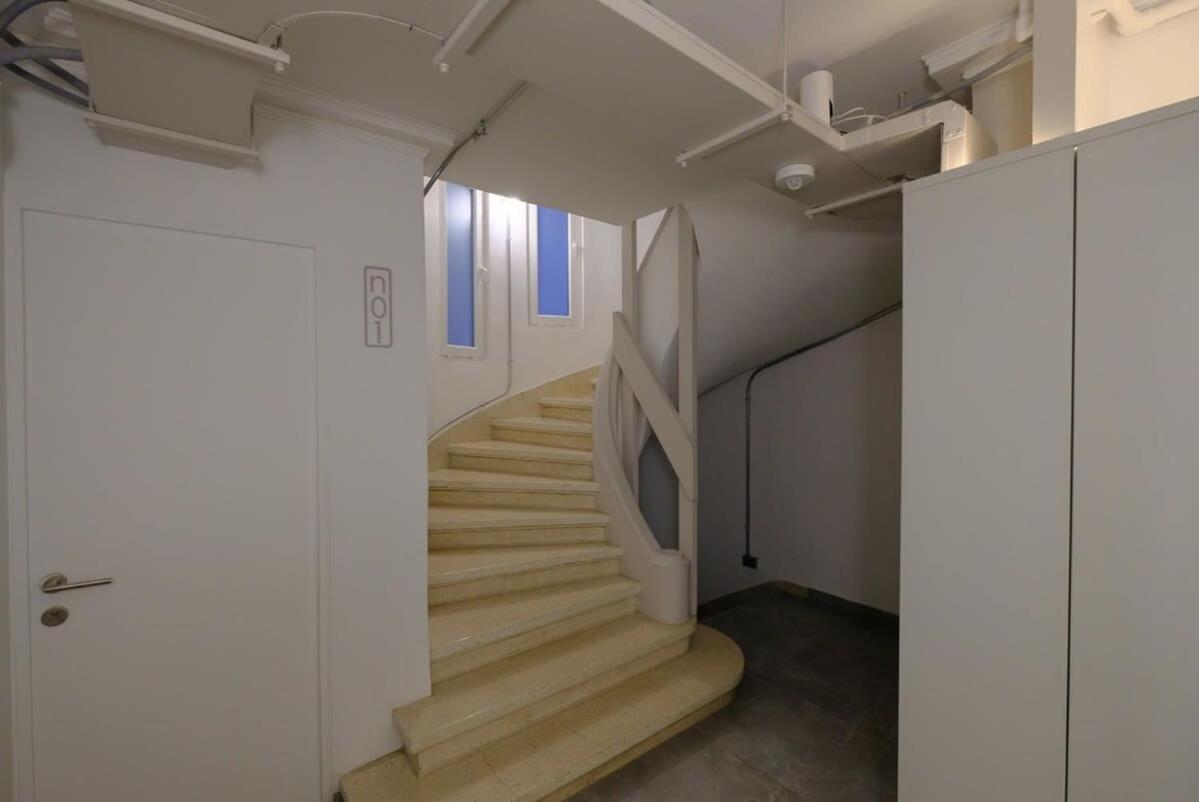 Apartamento Encantador Depto 1d1b En Monjitas Servicio Hom