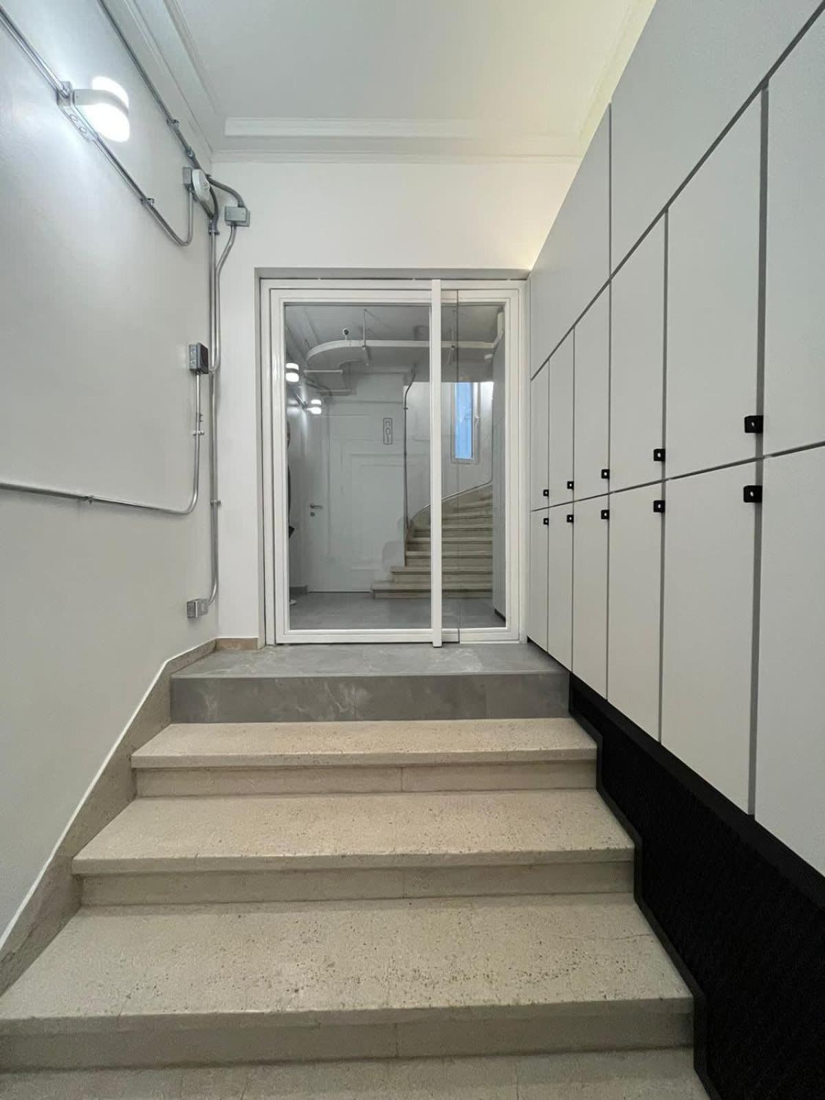 Encantador Depto 1d1b En Monjitas Servicio Hom * Santiago del Cile